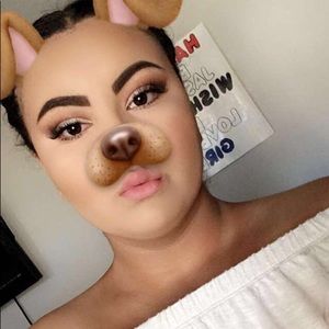 Meet your Posher, Jasmin